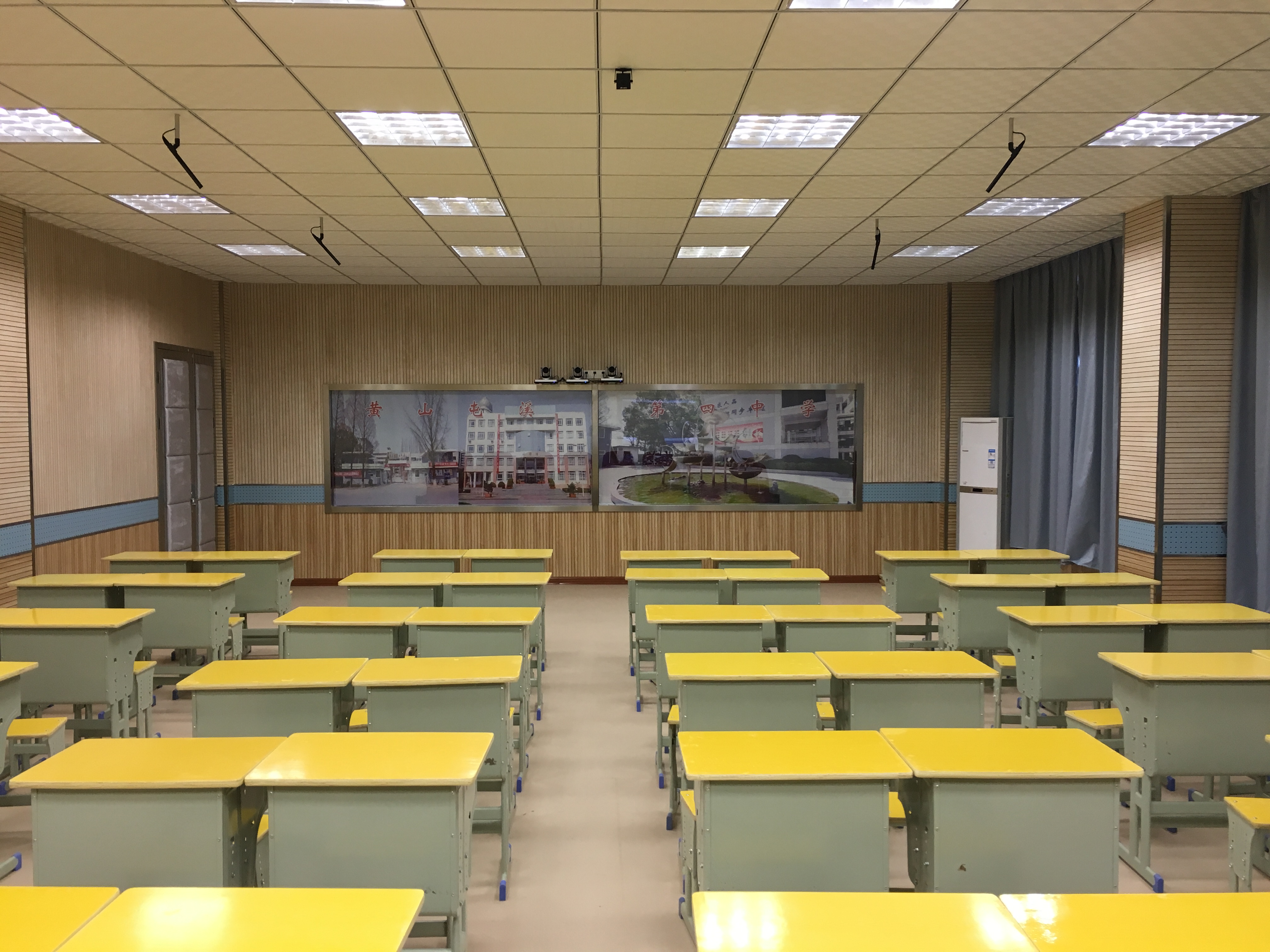 屯溪四中錄播教室 (2).JPG